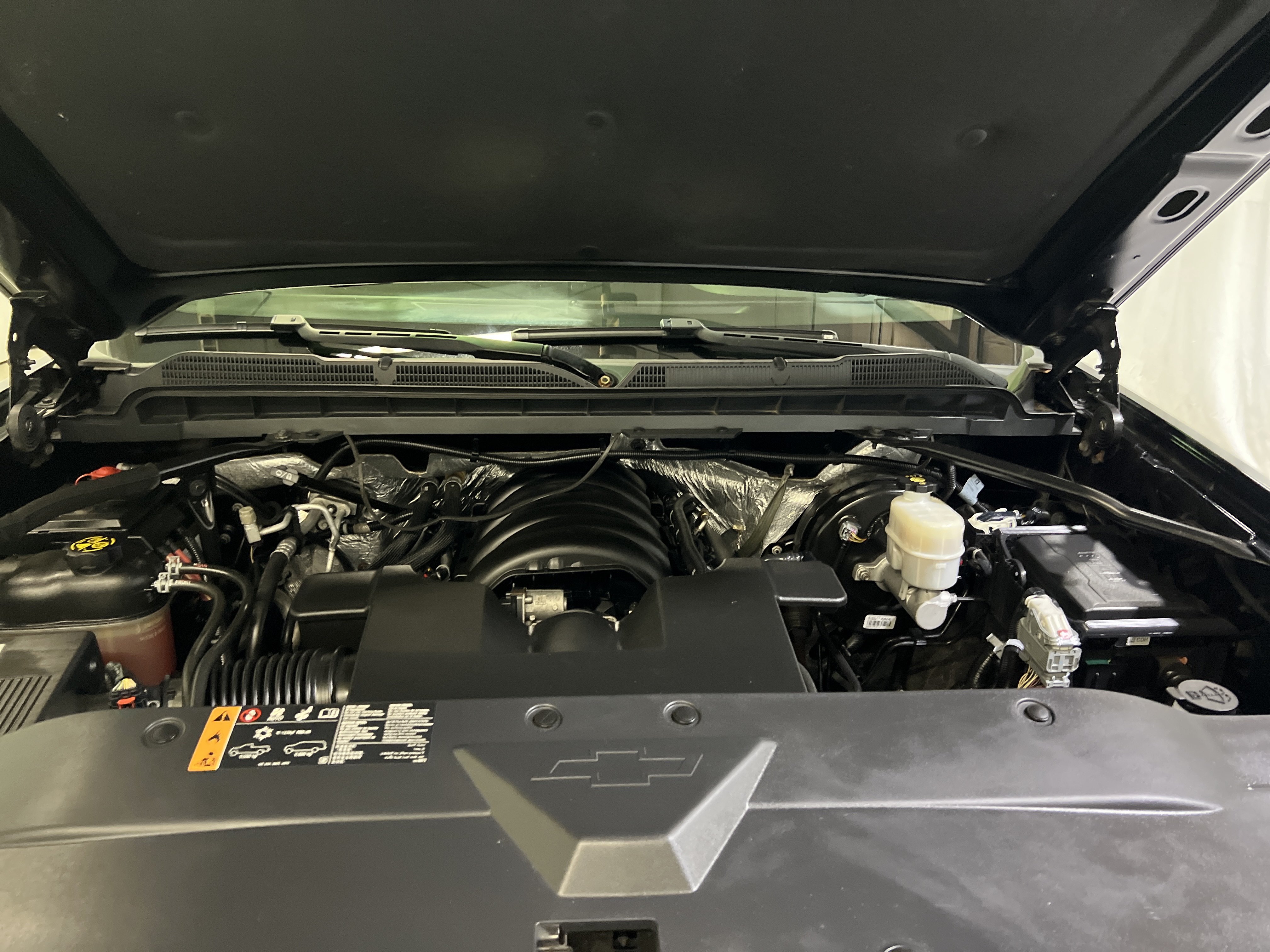 Used 2018 Chevrolet Silverado 1500 LT w/ All Star Edition AWD/4WD image 15