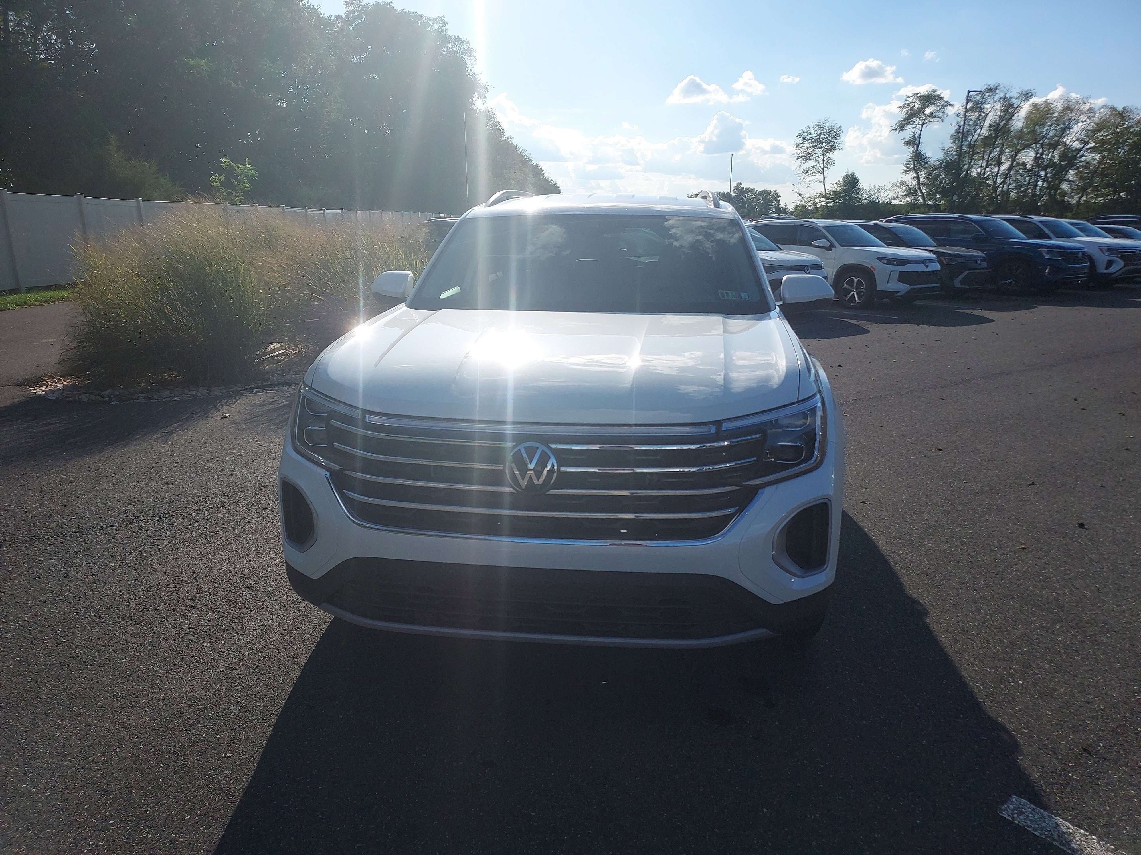 New 2026 Volkswagen Atlas SE image 3