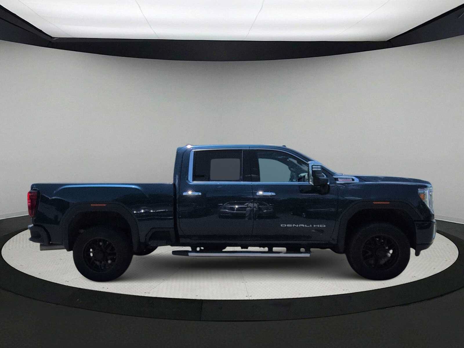 Used 2023 GMC Sierra 2500 Denali w/ Denali Ultimate Package AWD/4WD image 9