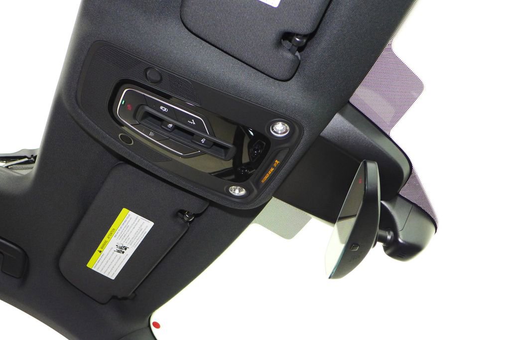 Used 2023 Audi e-tron S Premium Plus w/ Black Optic Package AWD/4WD image 17