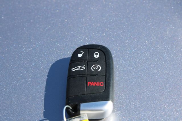 Used 2019 Jeep Cherokee Limited FWD image 48