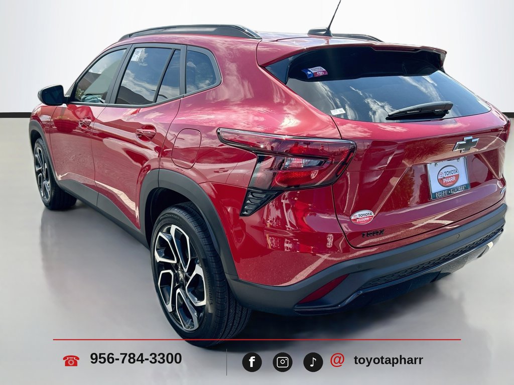 Used 2026 Chevrolet Trax RS w/ Driver Confidence Package FWD image 7