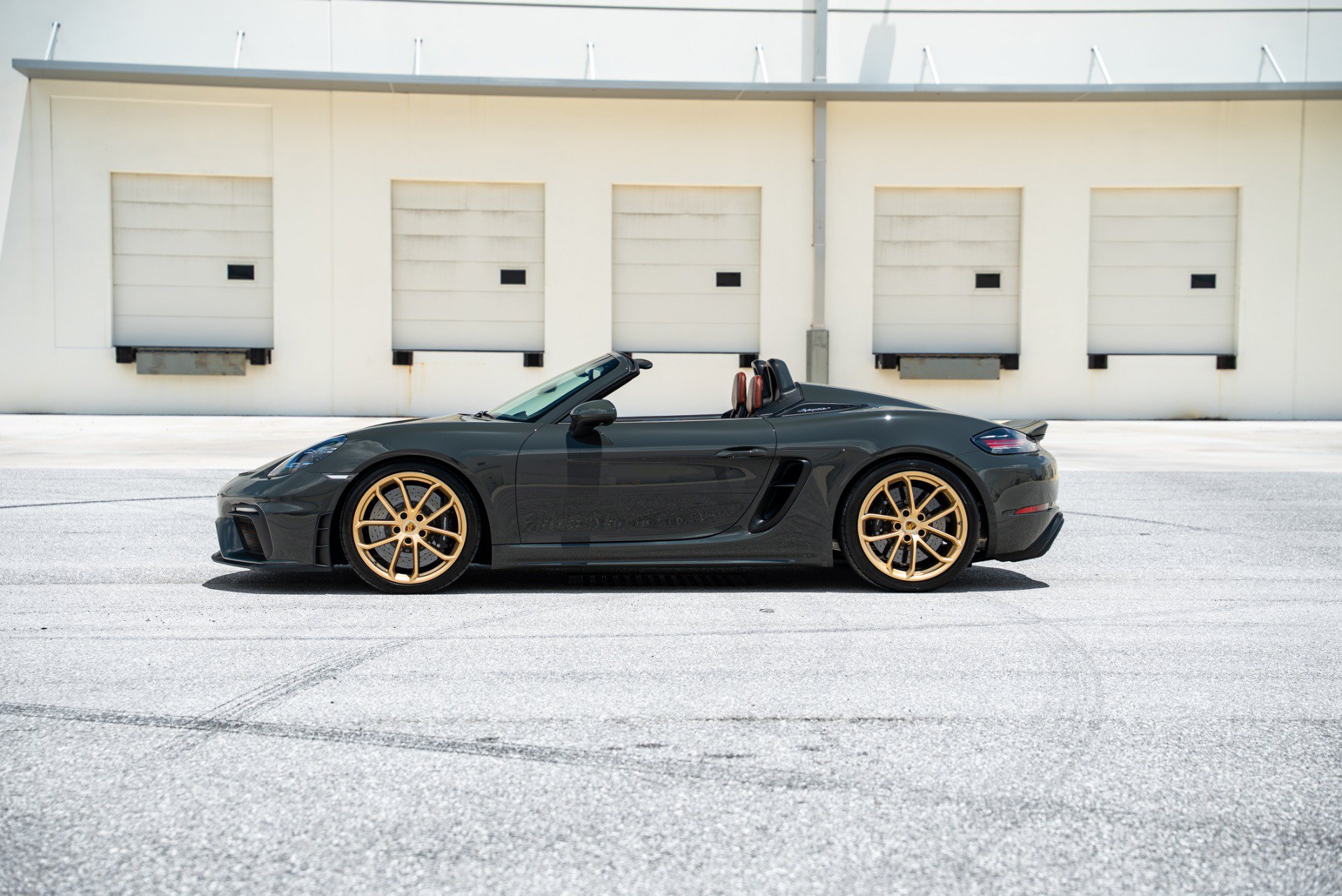 Used 2023 Porsche 718 Boxster Spyder RWD image 14