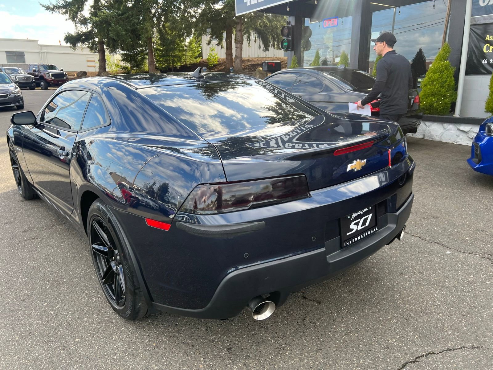 Used 2015 Chevrolet Camaro LT w/ Rear Vision Package RWD image 8