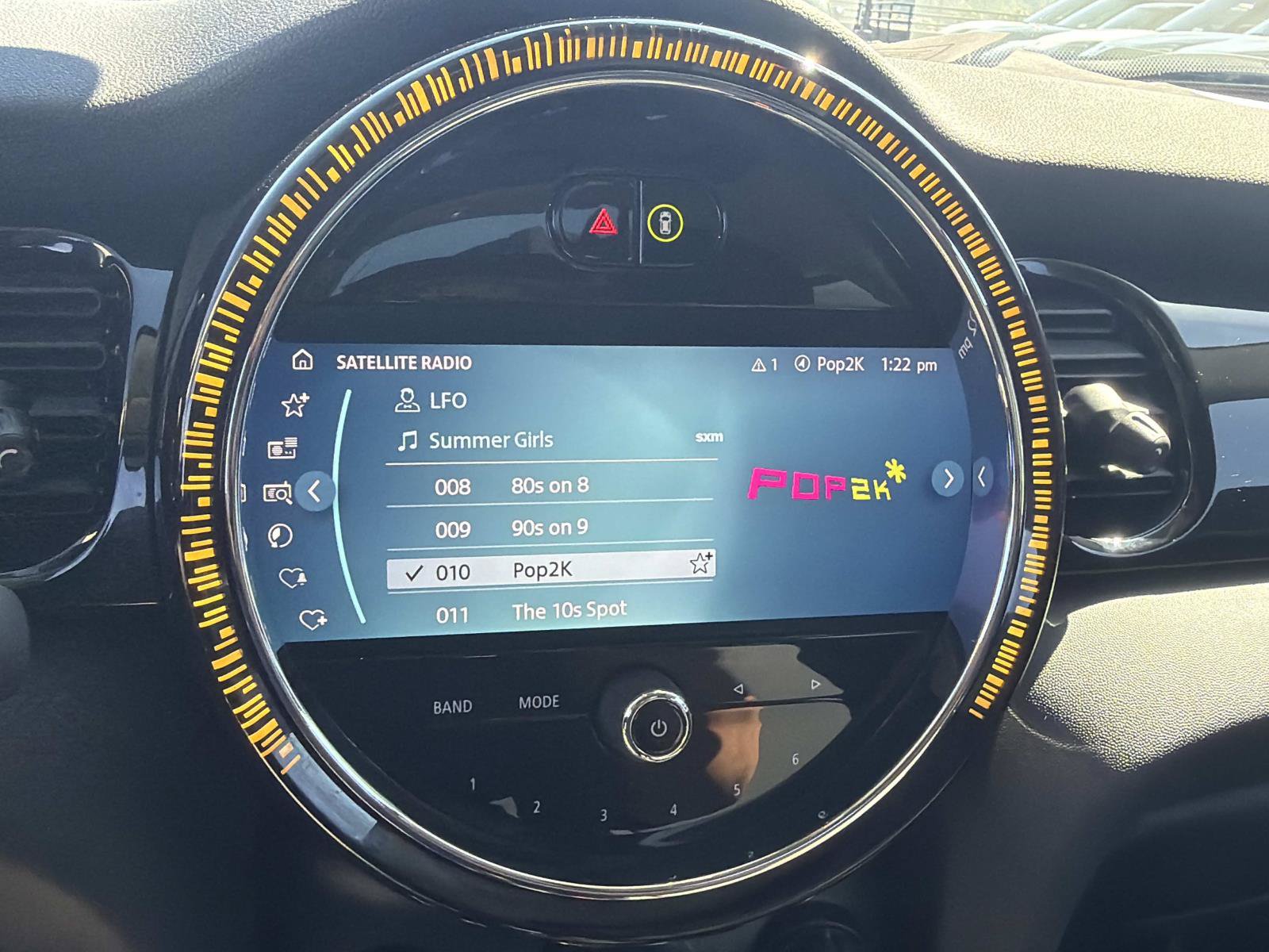 Used 2024 MINI Cooper 4-Door Hardtop FWD image 19