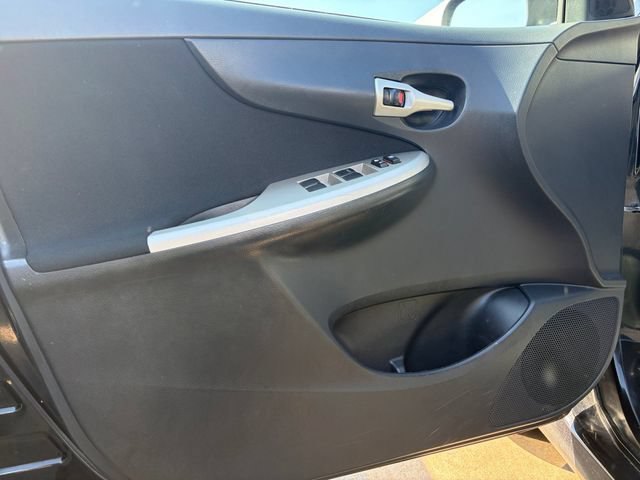Used 2013 Toyota Corolla S w/ Premium Pkg FWD image 13