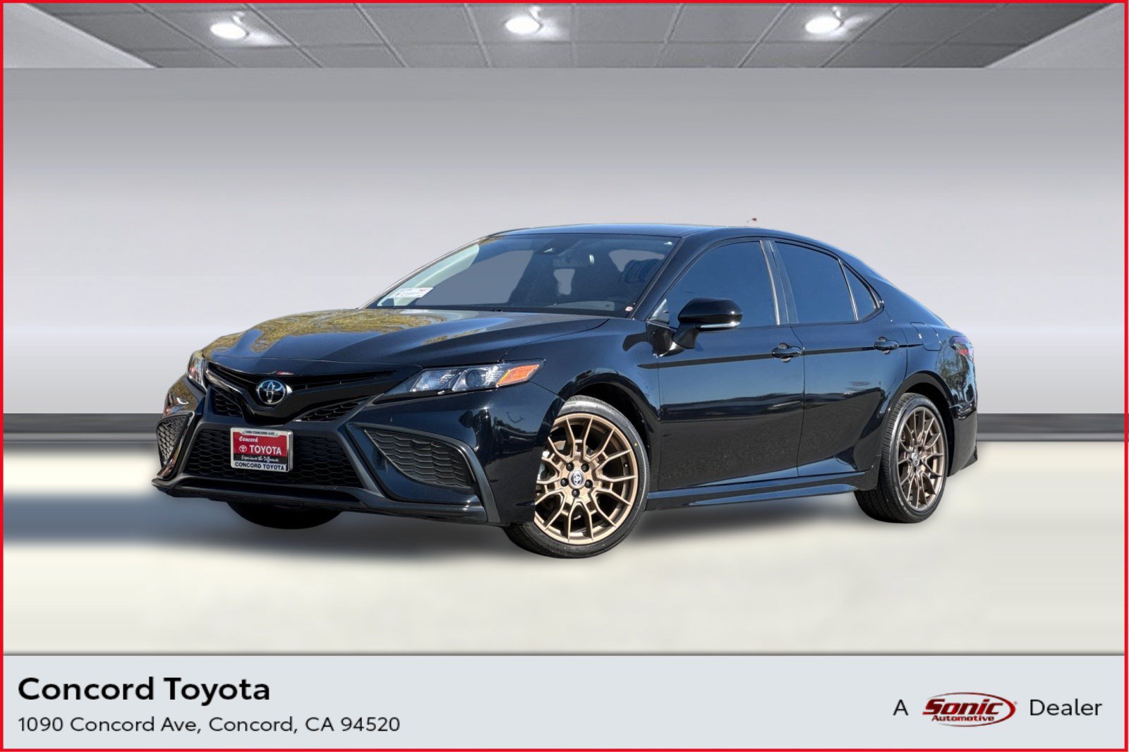 Used 2024 Toyota Camry SE w/ Convenience Package