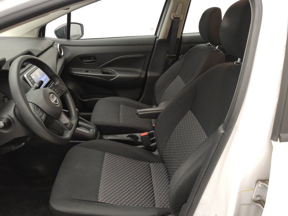 Used 2023 Nissan Versa S FWD image 17