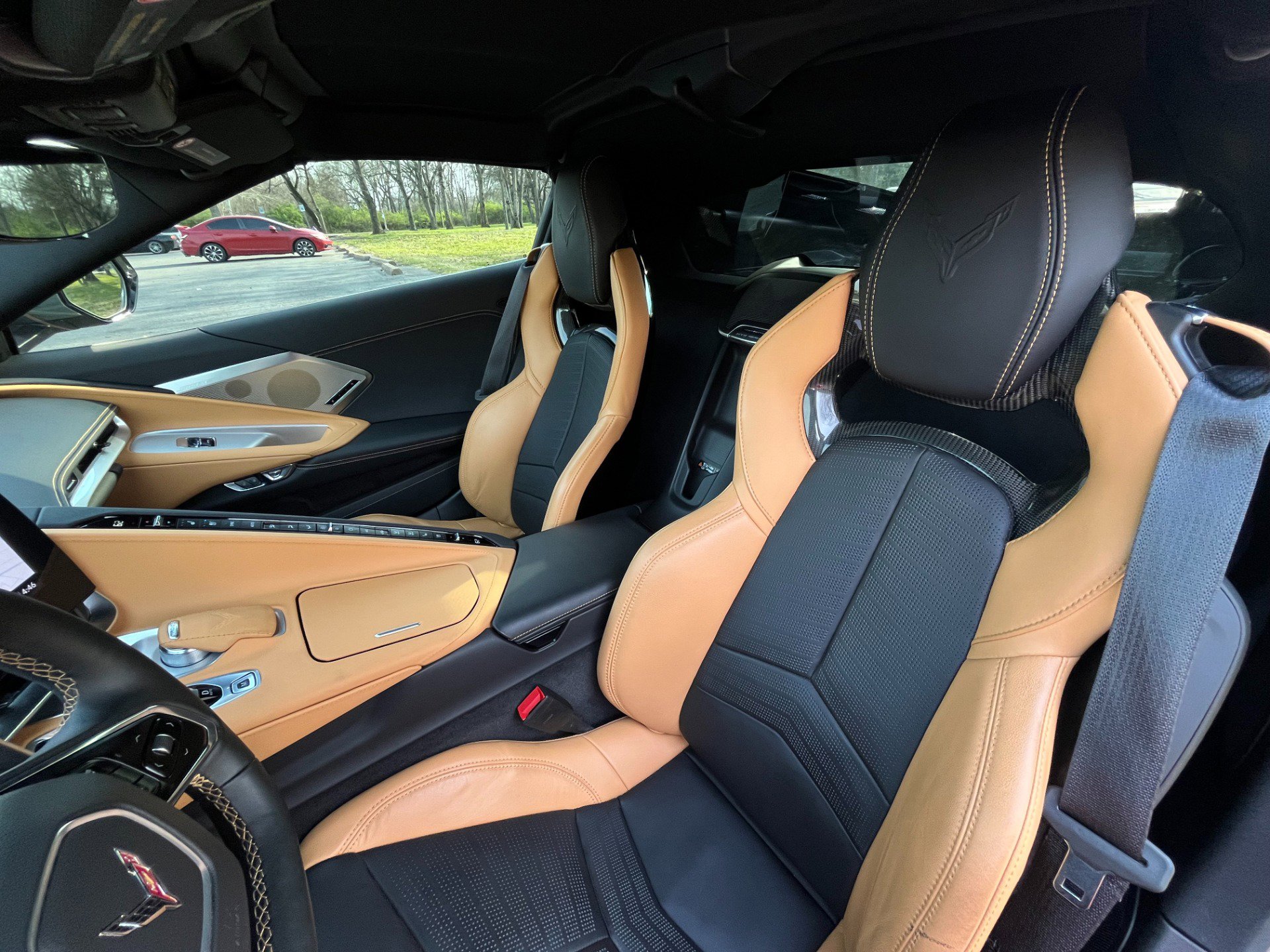 Used 2022 Chevrolet Corvette Stingray Preferred Cpe w/ Z51 Performance Package RWD image 11