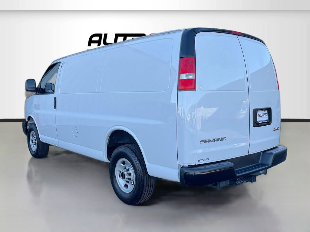 Used 2024 GMC Savana 2500 w/ Driver Convenience Package image 5