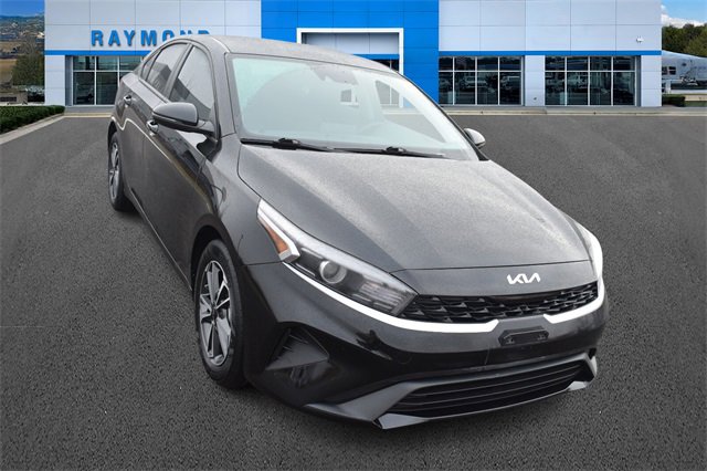 Used 2023 Kia Forte LXS w/ LXS Technology Package image 9