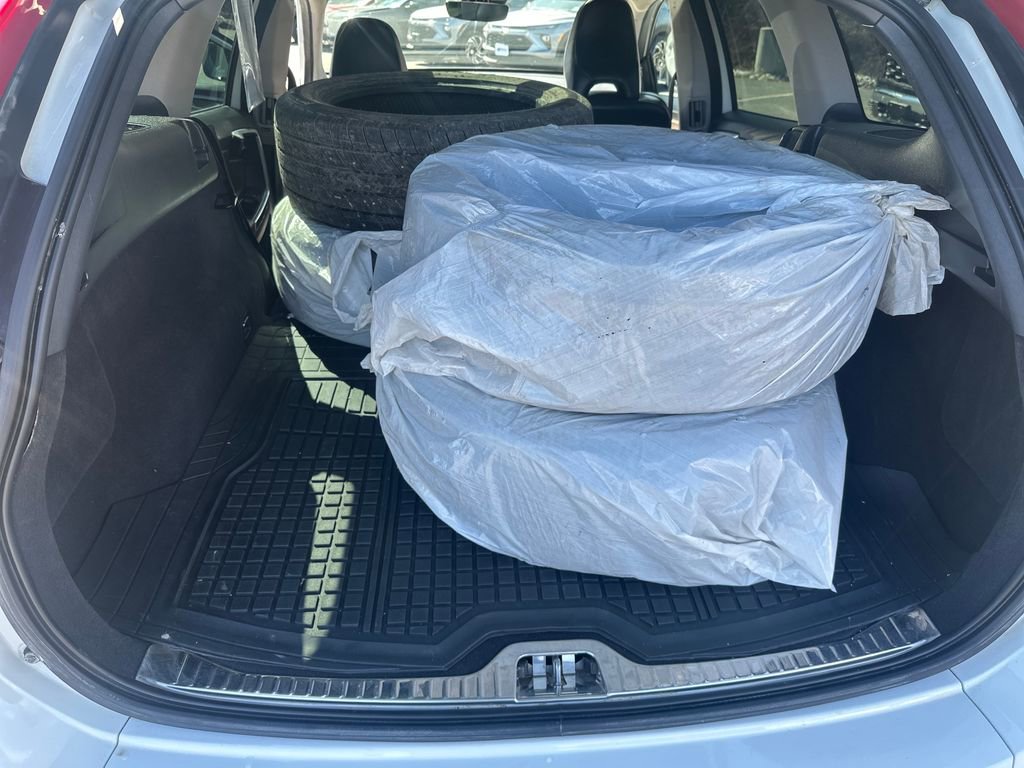 Used 2017 Volvo XC60 T6 Dynamic image 13