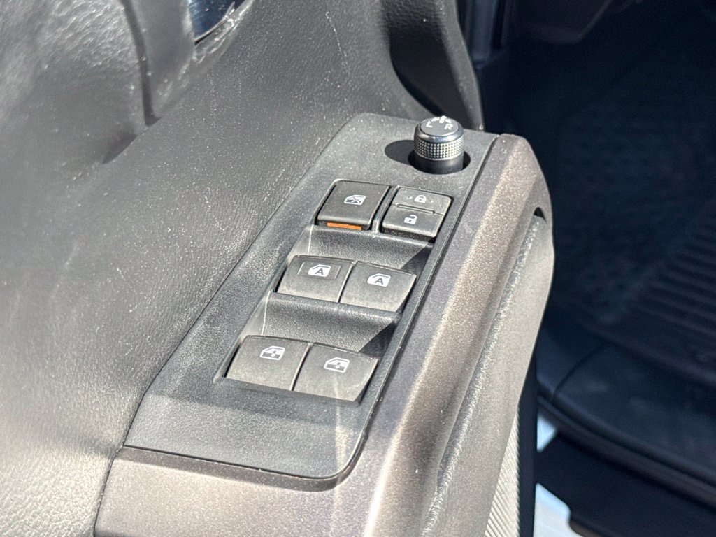 Used 2021 Toyota Tacoma TRD Off-Road w/ TRD Premium Off Road Package AWD/4WD image 17