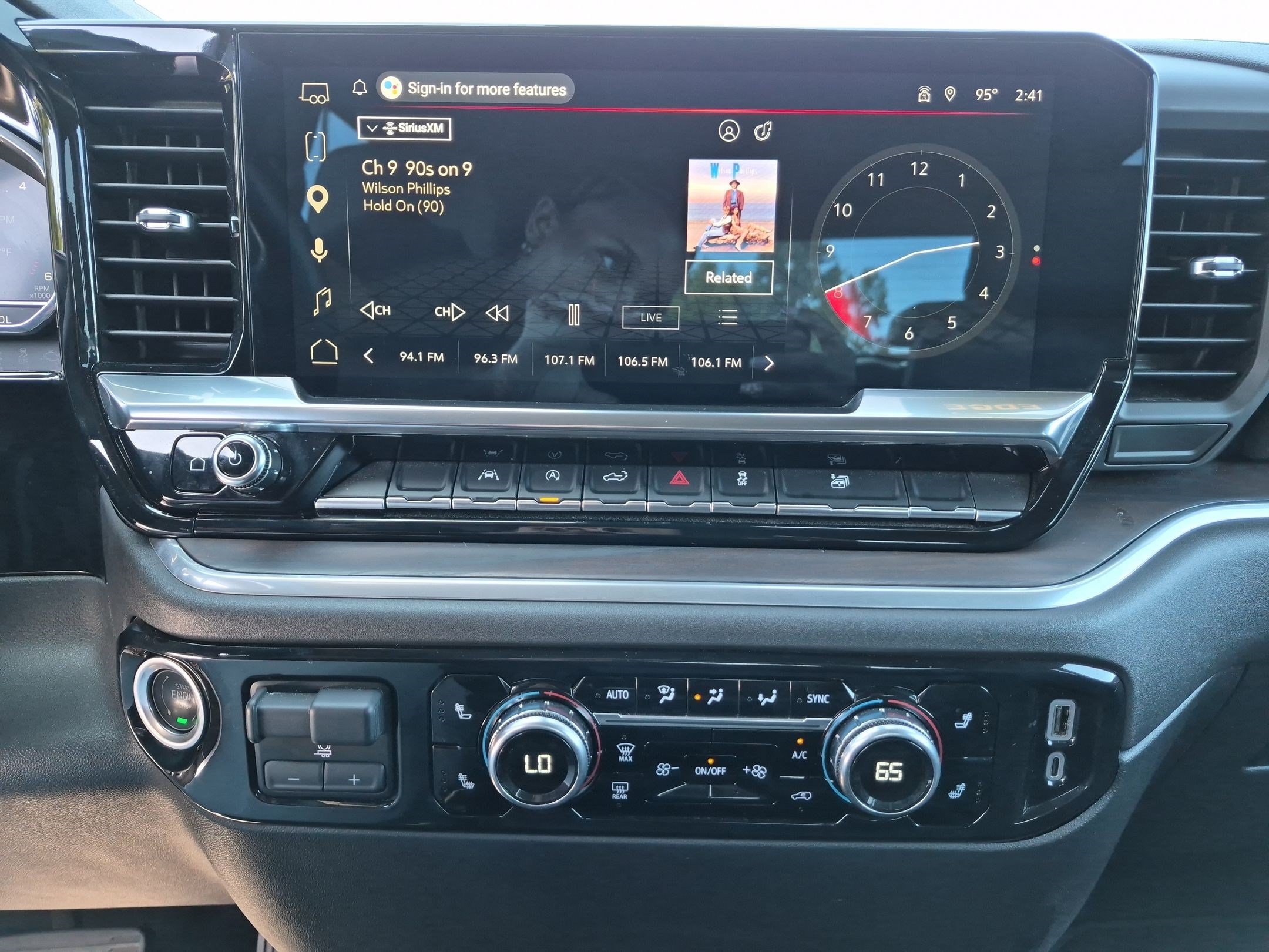 Used 2025 GMC Sierra 1500 SLT AWD/4WD image 22