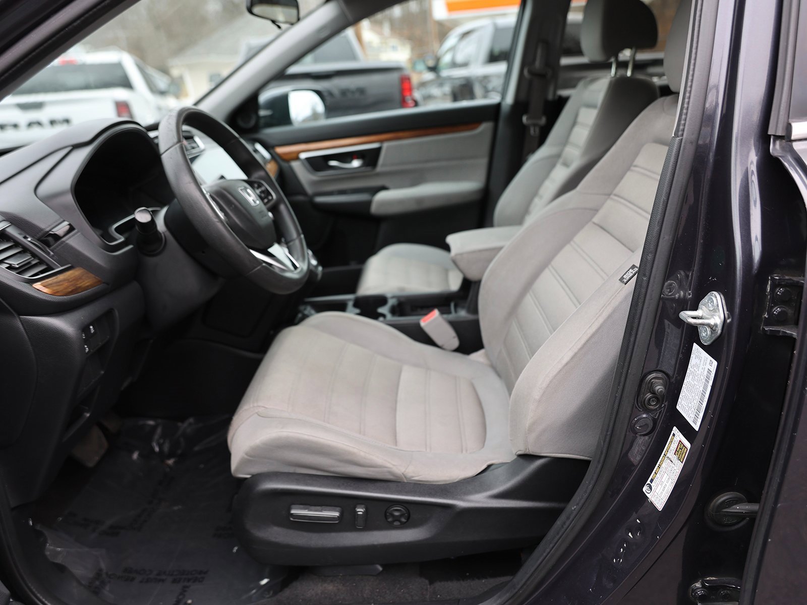 Used 2017 Honda CR-V EX image 16