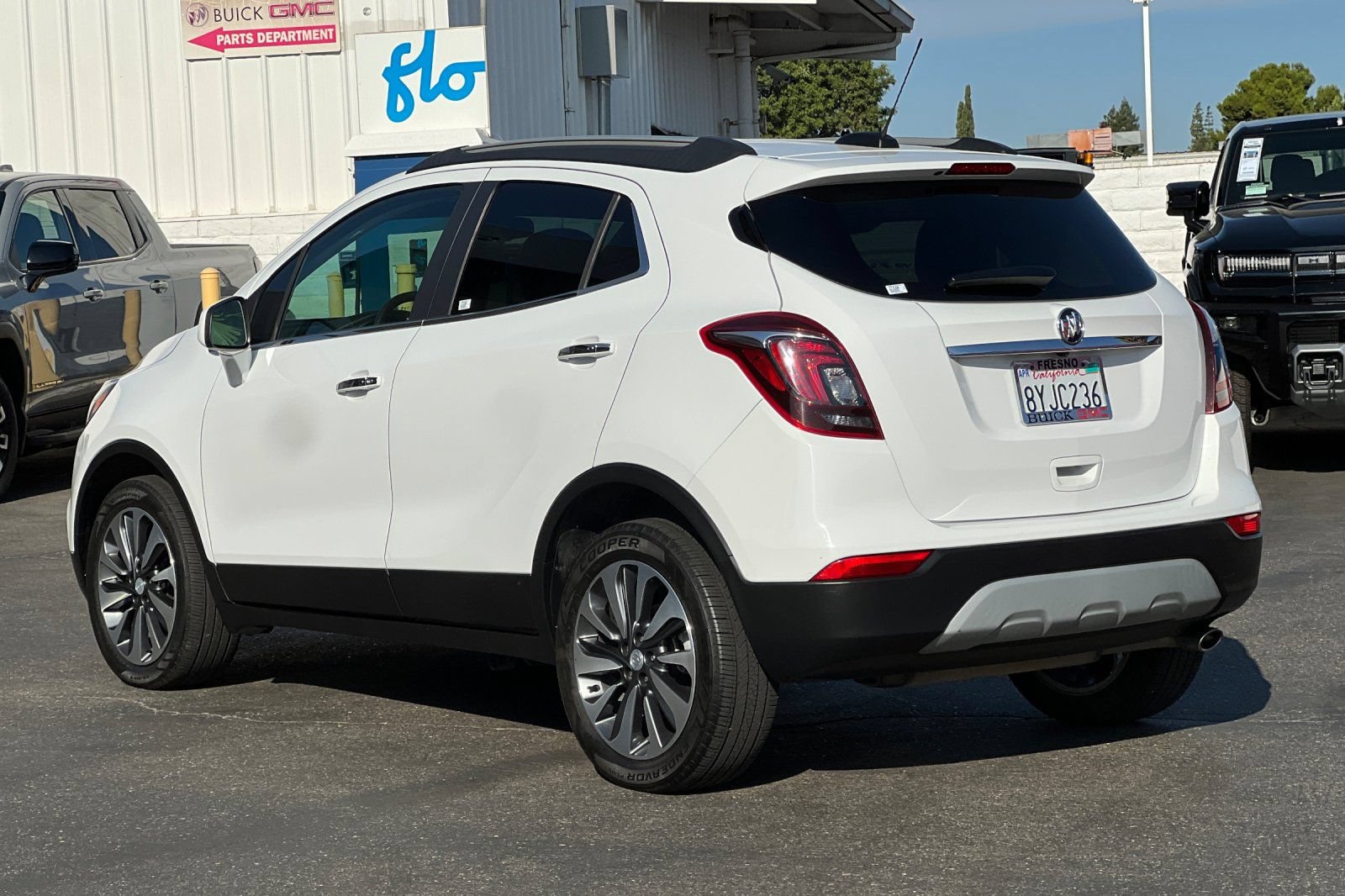 Used 2021 Buick Encore Preferred FWD image 7