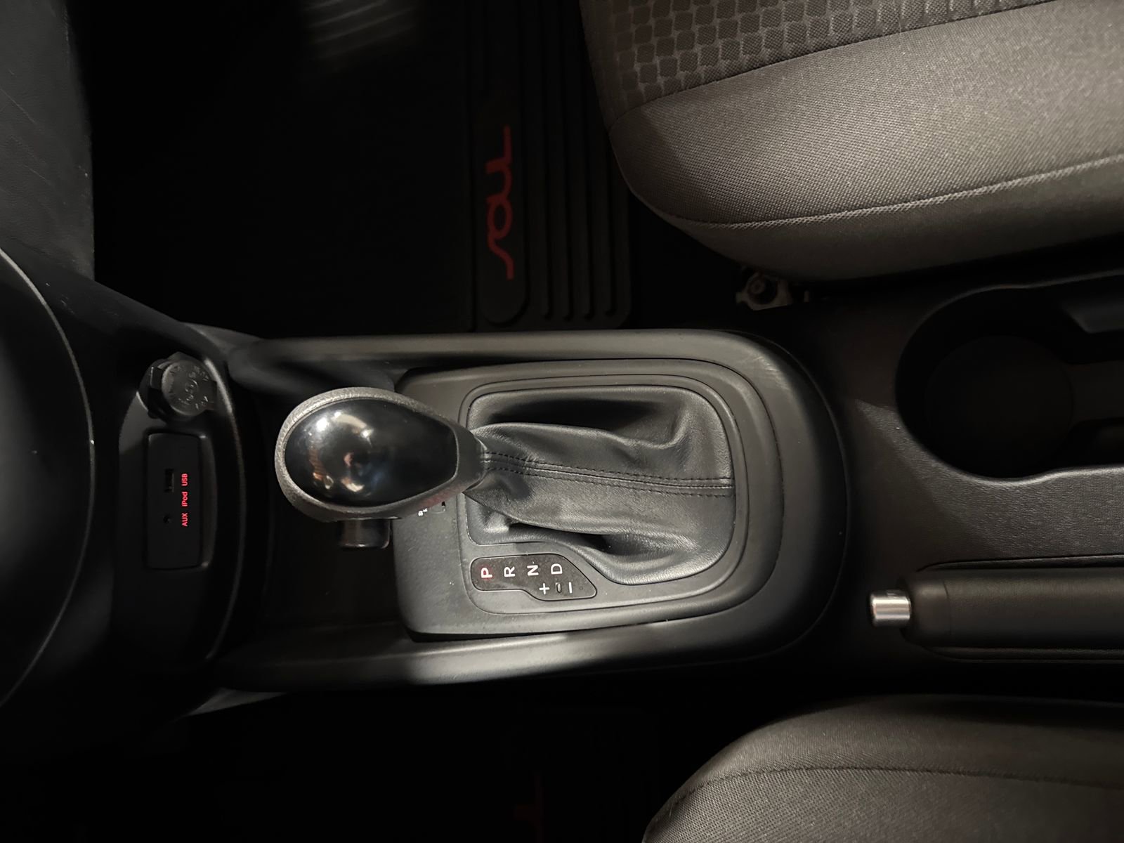 Used 2013 Kia Soul FWD image 22