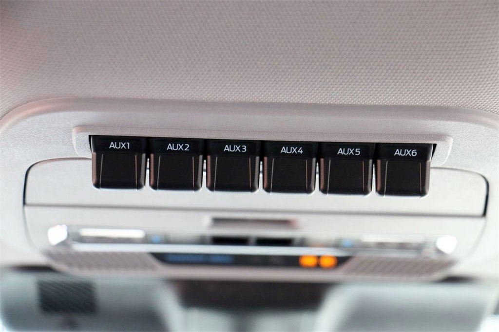 New 2026 Ford F250 Lariat w/ Black Appearance Package image 37