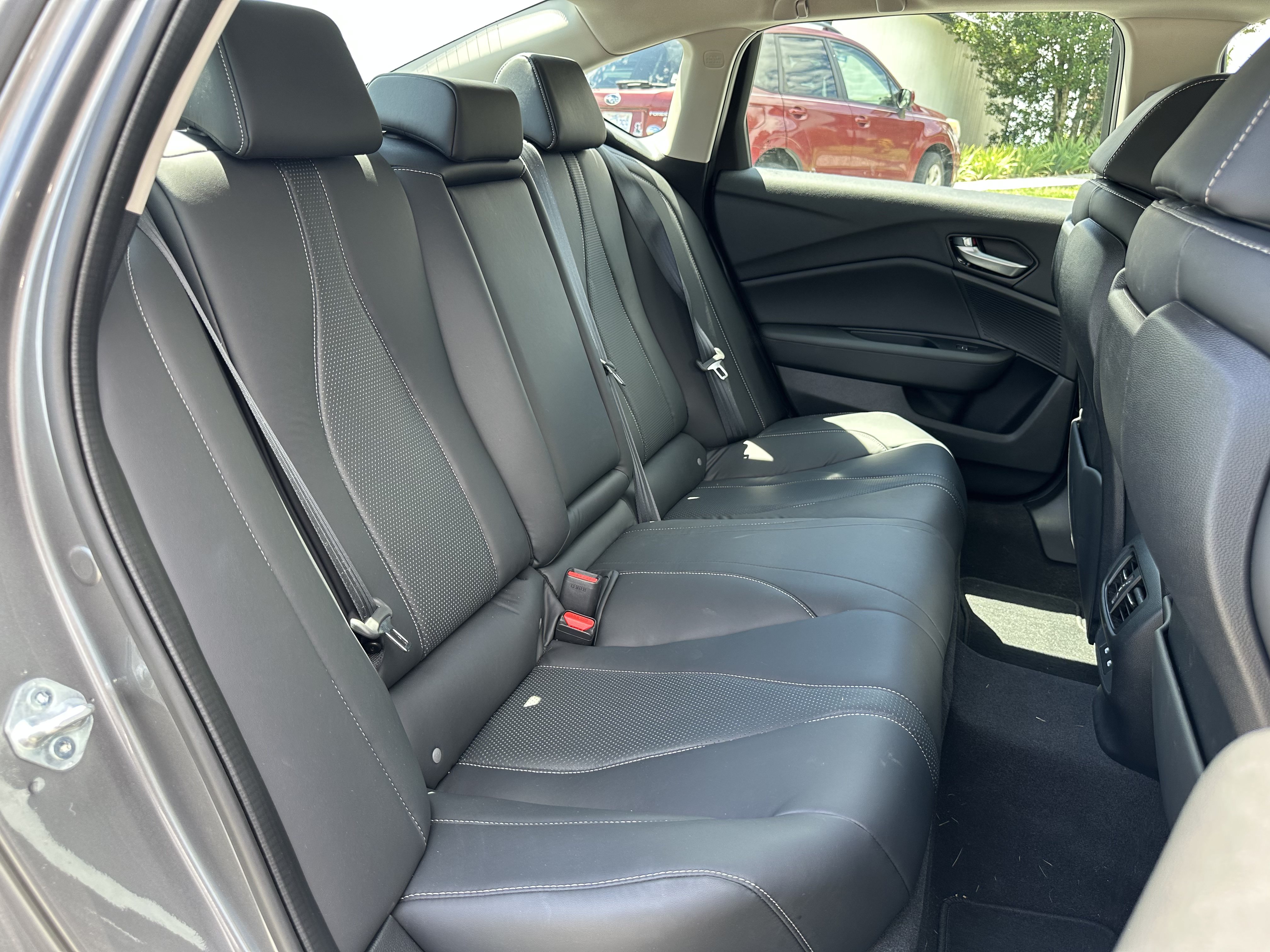 Used 2025 Acura TLX w/ Technology Package FWD image 11