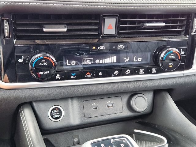 Used 2022 Nissan Rogue Platinum w/ Head-Up Display Package AWD/4WD image 20