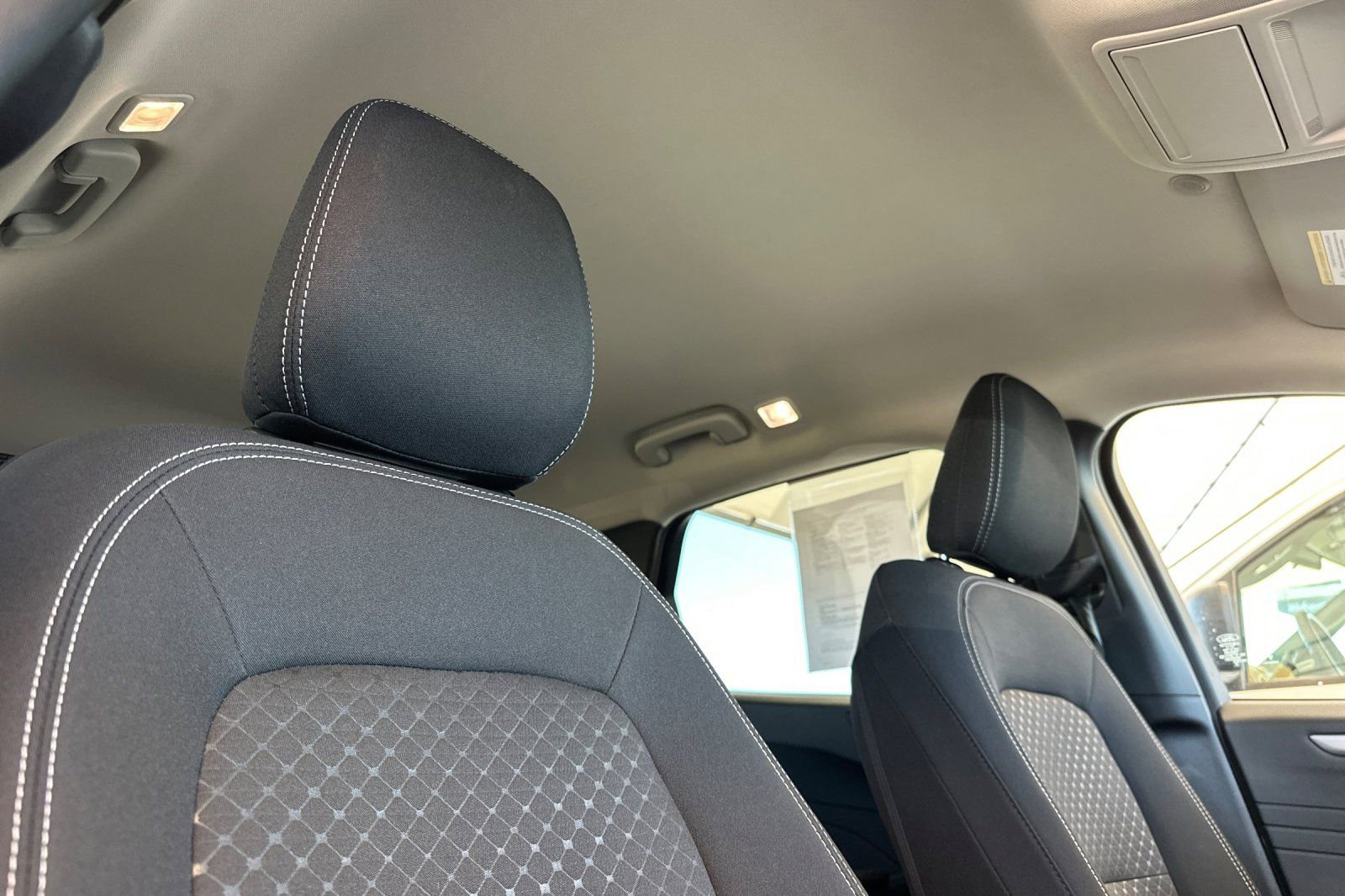 Used 2025 Ford Escape Active image 18