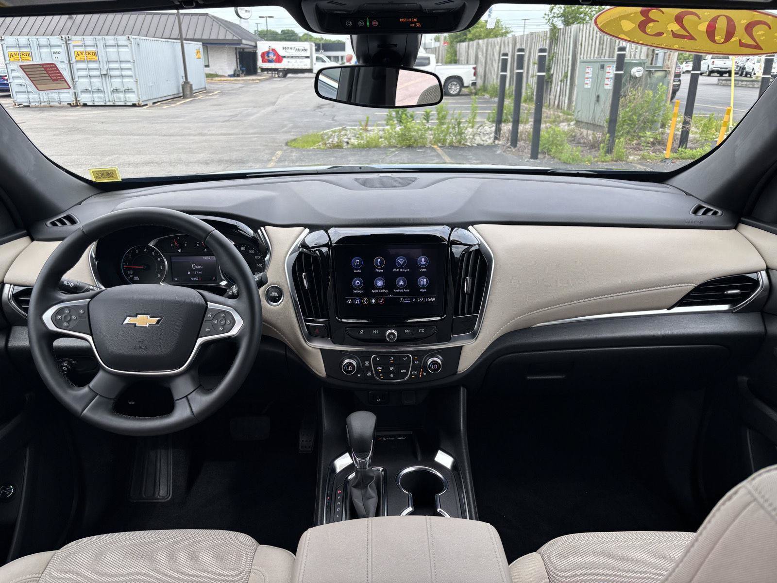 Used 2023 Chevrolet Traverse LT AWD/4WD image 11