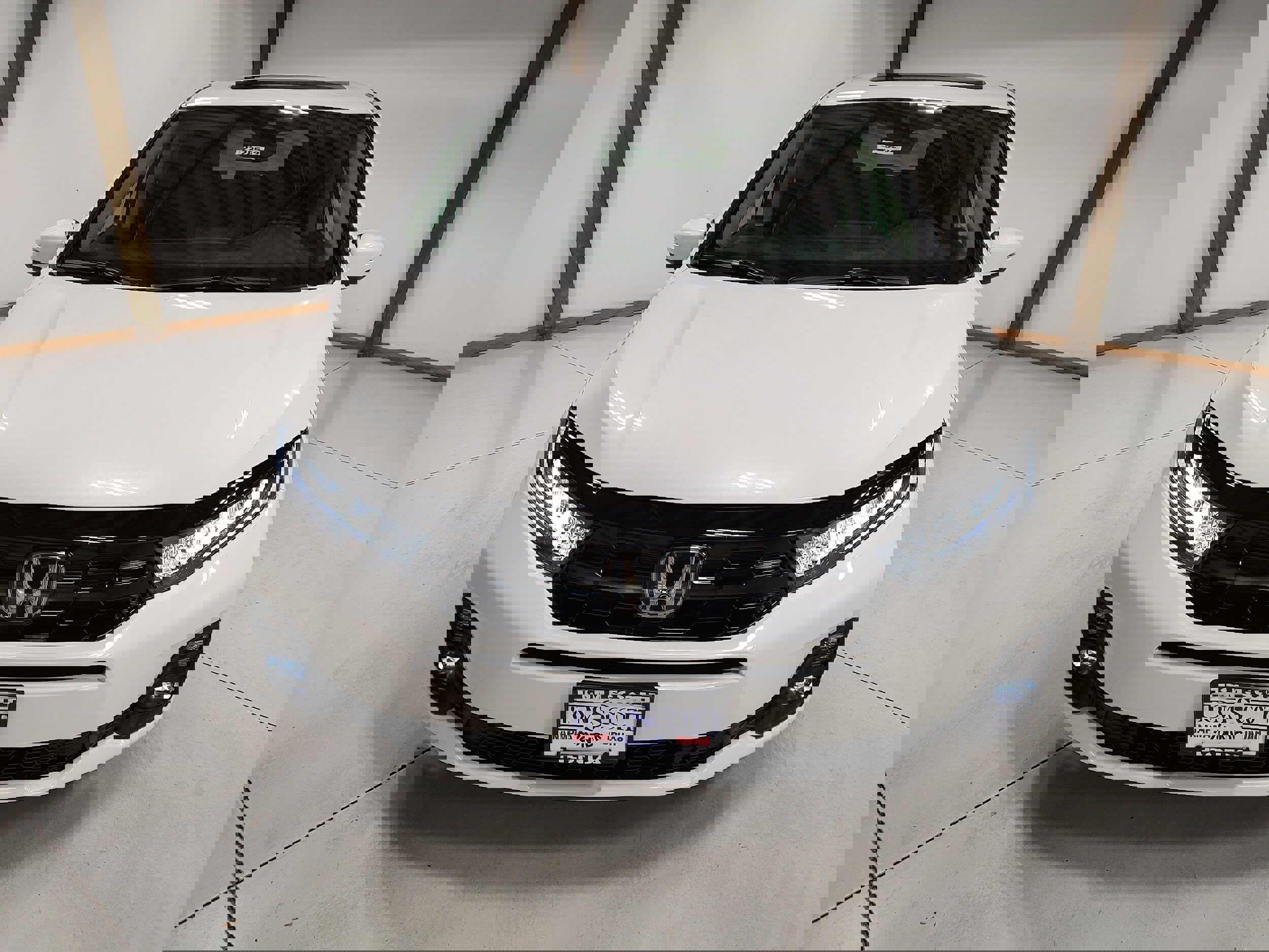 New 2026 Honda Odyssey Touring image 3