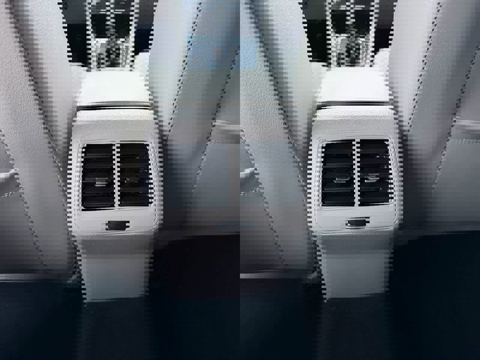 Used 2018 Volkswagen Golf Alltrack SE image 14