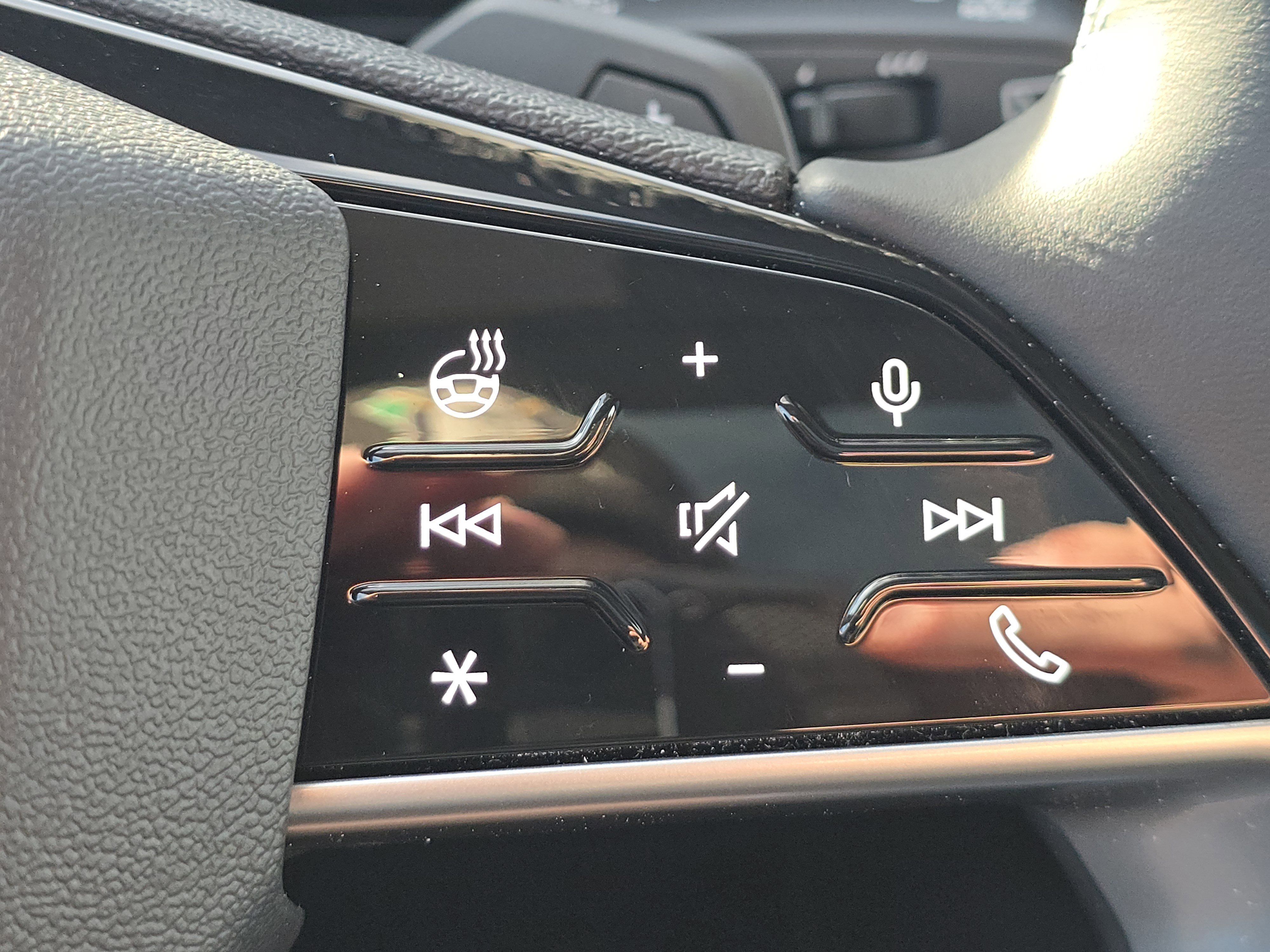 New 2025 Audi Q5 Premium Plus image 12