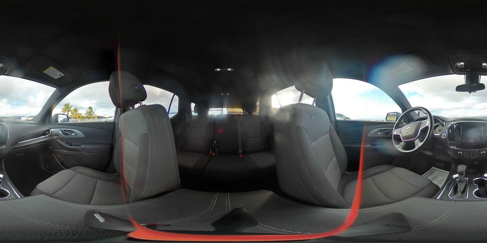 Used 2023 Chevrolet Traverse LT image 41