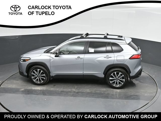 Used 2025 Toyota Corolla Cross XLE w/ Convenience Package AWD/4WD image 39