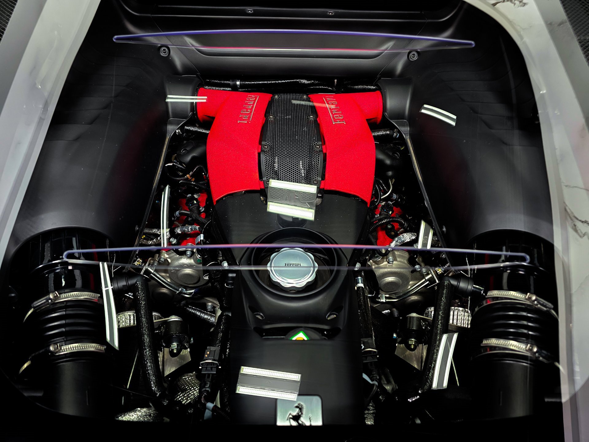 Used 2022 Ferrari F8 Tributo image 7