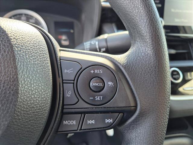 Used 2022 Toyota Corolla LE FWD image 27