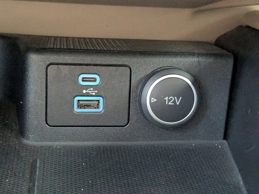 Used 2021 Ford Escape SE w/ Convenience Package image 24