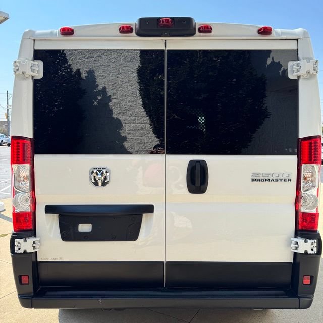 Used 2025 RAM ProMaster 2500 w/ U-Haul Equipment Group FWD image 4