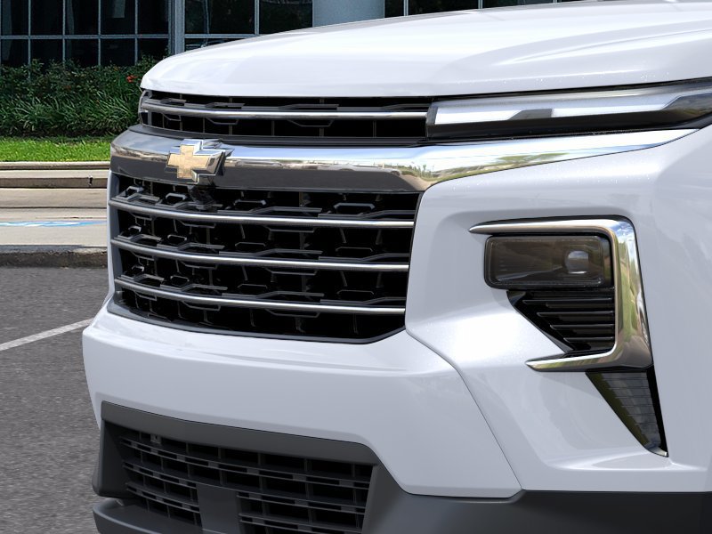 New 2027 Chevrolet Traverse LT w/ Driver Confidence Package FWD image 13