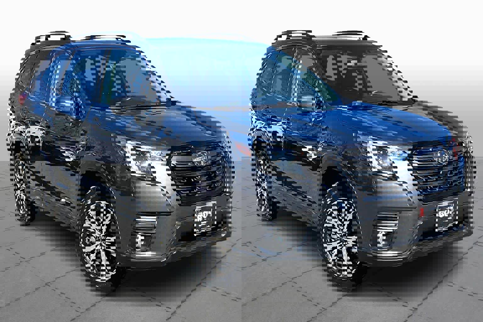 Used 2023 Subaru Forester Limited image 3