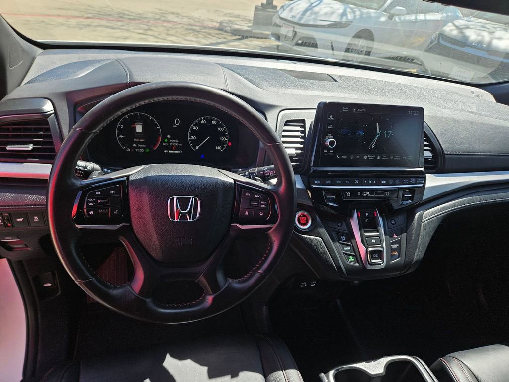 Used 2025 Honda Odyssey Sport-L image 17