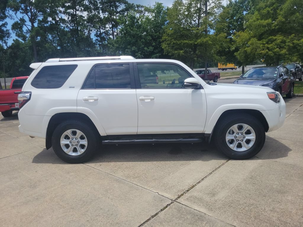Used 2017 Toyota 4Runner SR5 Premium RWD image 8