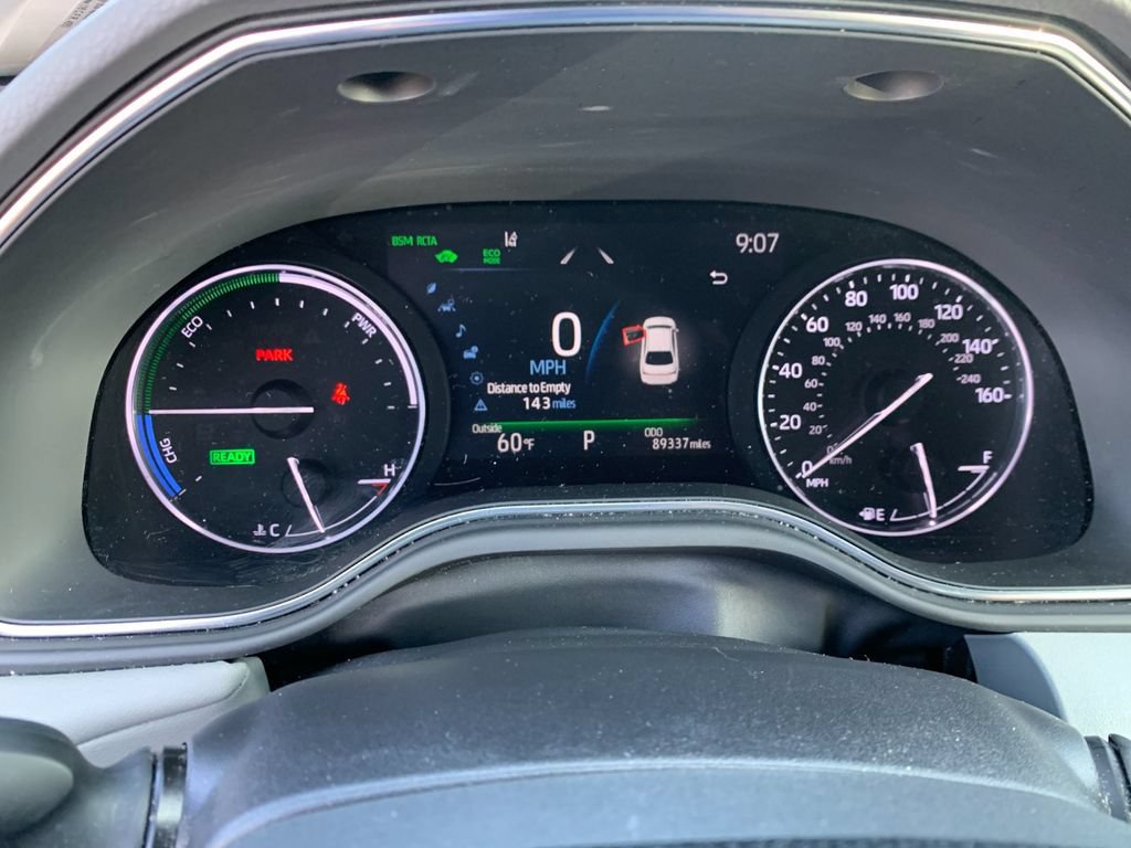 Used 2021 Toyota Avalon XLE w/ Moonroof Package FWD image 29