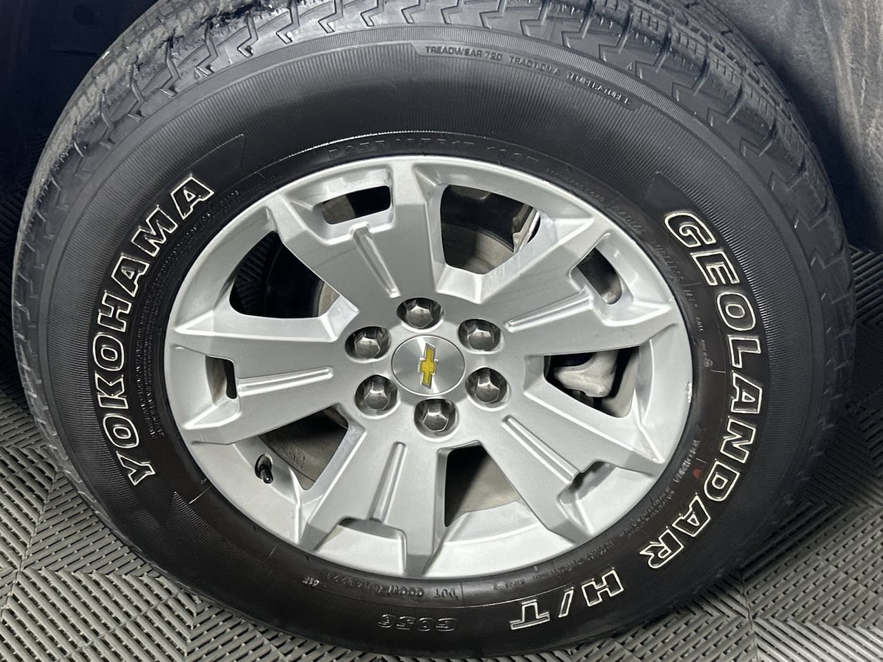 Used 2022 Chevrolet Colorado LT RWD image 10