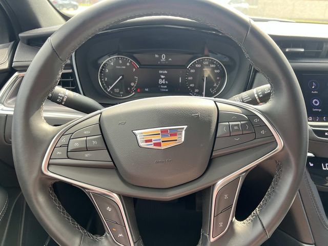 Certified 2025 Cadillac XT5 Luxury w/ LPO, Floor Liner Package FWD image 18