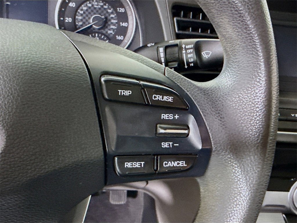 Used 2019 Hyundai Elantra SE image 20