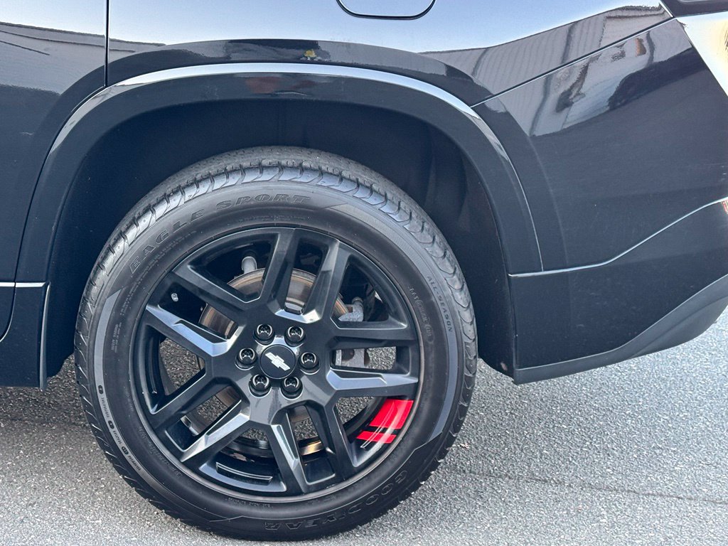 Used 2020 Chevrolet Traverse Premier w/ Redline Edition FWD image 36