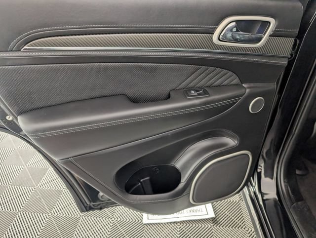 Used 2018 Jeep Grand Cherokee SRT AWD/4WD image 29