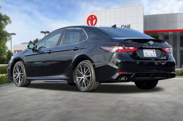 Used 2022 Toyota Camry SE image 6