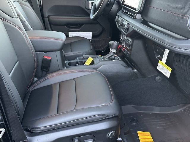 New 2026 Jeep Wrangler Unlimited Rubicon image 13