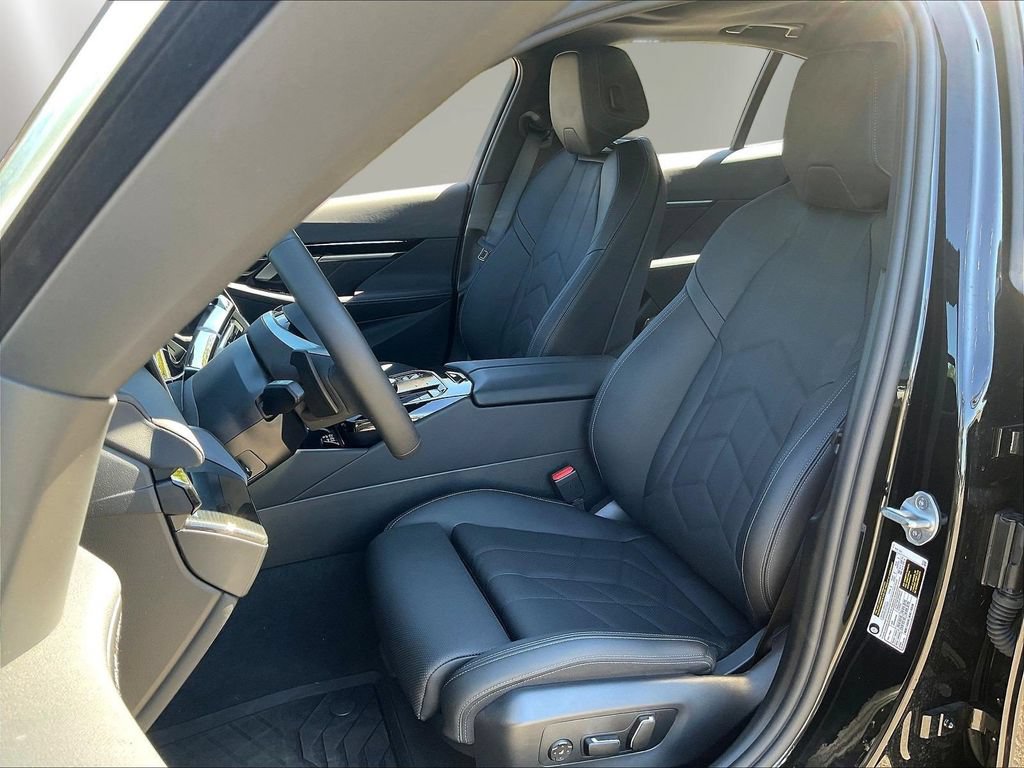 Used 2026 BMW 530i RWD image 22