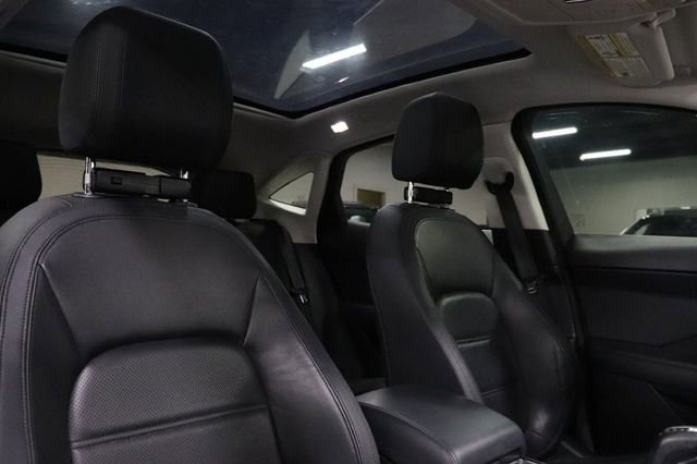 Used 2018 Jaguar E-PACE S AWD/4WD image 24