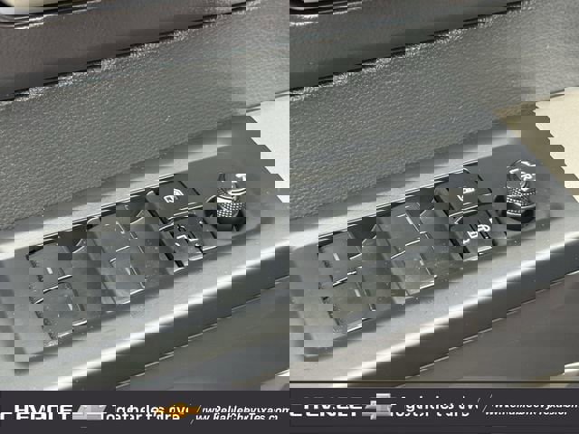 Used 2024 Toyota Tundra SR5 w/ SR5 Convenience Package image 31